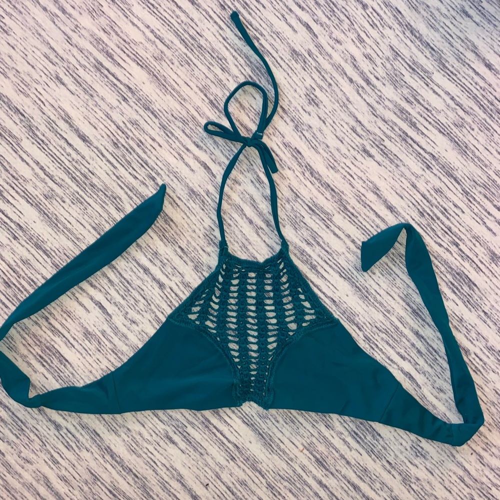 PacSun Festival bikini top💚